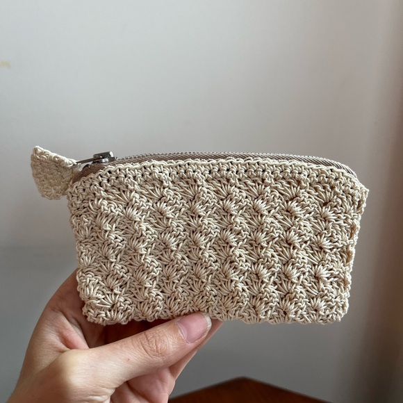 Vintage 60s Unbranded Crochet Knit Small Bag and Pouch - Picture 5 of 10